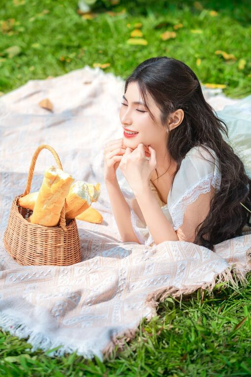 How to Plan a Simple Picnic at a Local Park